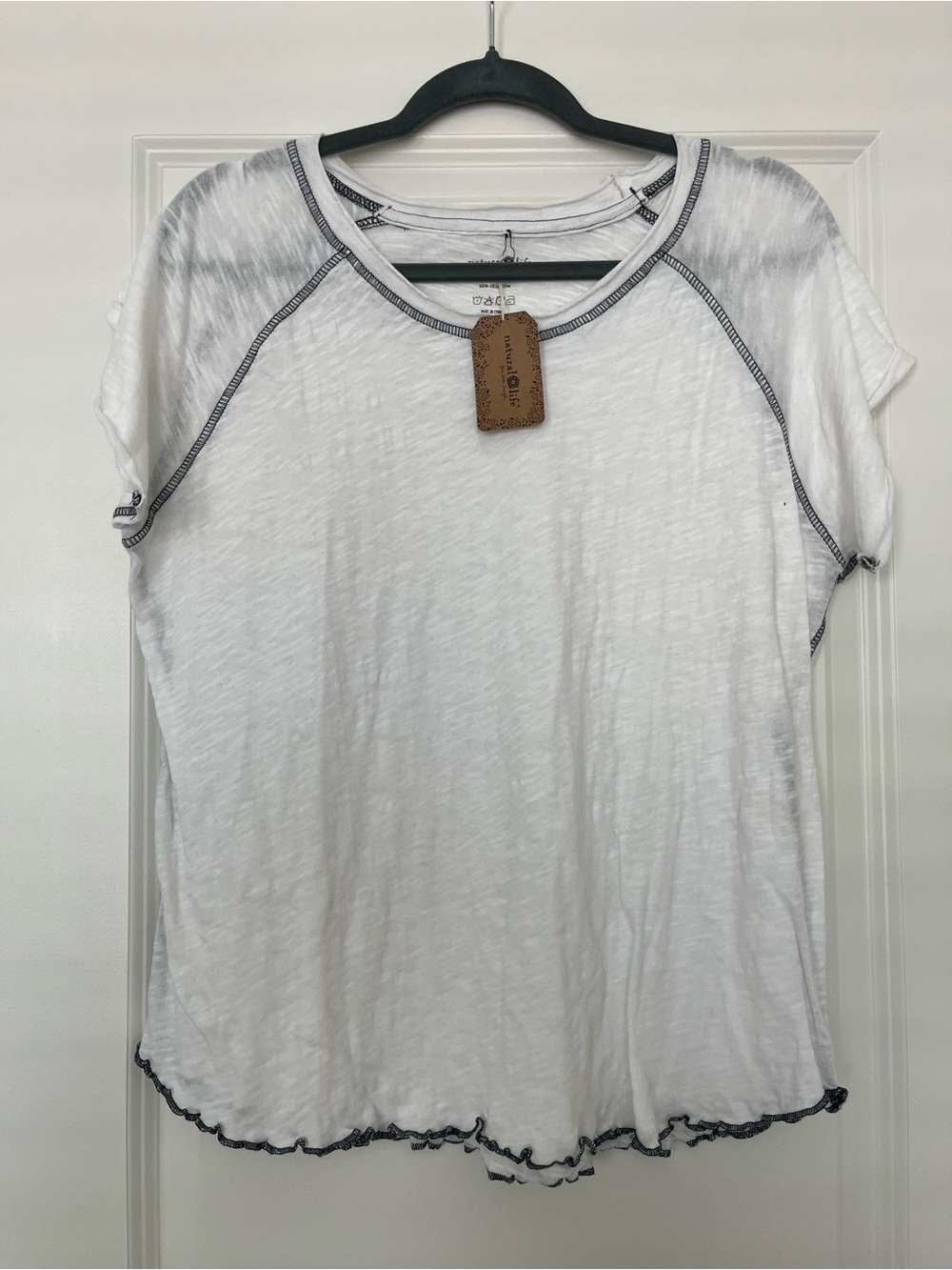 NATURAL LIFE White Short-Sleeve Tee with Navy Contrast Stitching